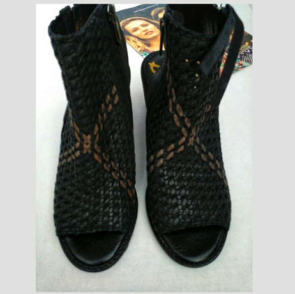 New Sam Edelman Open Toe Leather Booties - Picture 3 of 8